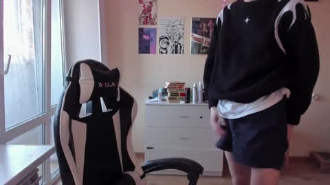 Ray online show from 01-18-25, 12:36