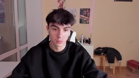 Ray online show from 02-02-25, 02:34