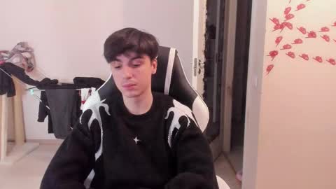 Ray online show from 02-28-25, 03:37