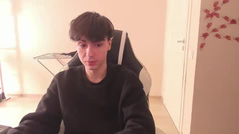 Ray online show from 03-10-25, 08:26