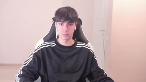 Ray online show from 09-16-25, 07:53