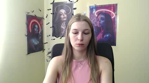 Amalia online show from 04-03-26, 05:49