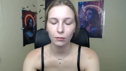 Amalia online show from 08-05-26, 06:16