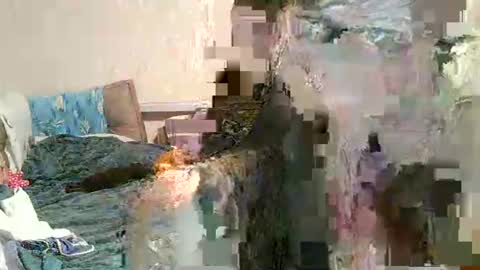 Snapshot of strawberry_storm chatting on 09-25-25, 09:07 Strawberry Storm online show from 09-25-25, 09:07