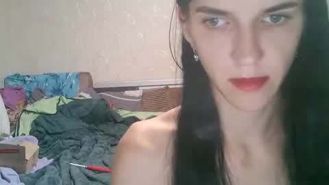 Snapshot of strawberry_storm chatting on 10-07-25, 07:44 Strawberry Storm online show from 10-07-25, 07:44