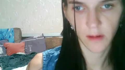 Snapshot of strawberry_storm chatting on 10-13-25, 07:03 Strawberry Storm online show from 10-13-25, 07:03