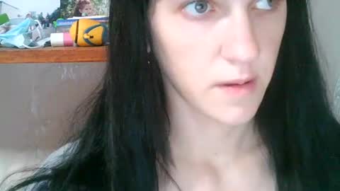 Strawberry Storm online show from 07-14-26, 06:57