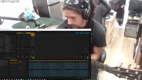 Snapshot of stringin69 chatting on 07-06-26, 07:27 stringin69 online show from 07-06-26, 07:27