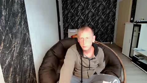 stringslave02 online show from 09-14-25, 05:01