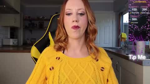 Snapshot of stripmequick chatting on 01-14-25, 10:27 Amorina online show from 01-14-25, 10:27