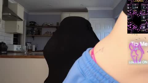 Amorina online show from 04-08-26, 08:47