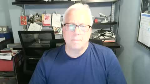 Snapshot of strkgforyou chatting on 09-16-25, 09:27 Stroking For You online show from 09-16-25, 09:27