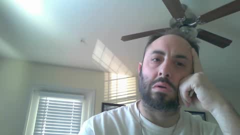 Snapshot of stro69300110 chatting on 09-22-25, 11:40 stro69300110 online show from 09-22-25, 11:40