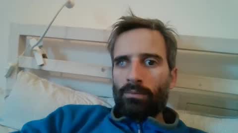 stroke1 online show from 12-20-24, 07:44