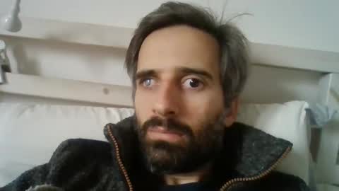 stroke1 online show from 02-25-25, 07:42