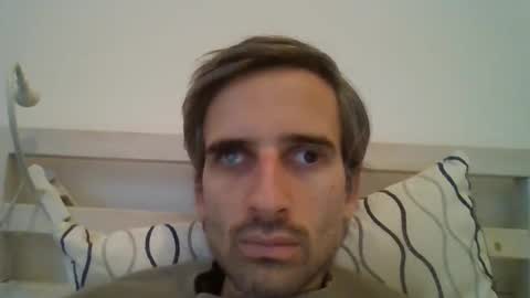 stroke1 online show from 12-23-25, 07:39