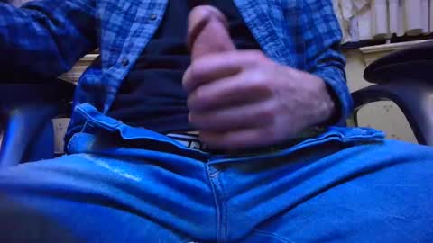 Snapshot of strokinate chatting on 02-07-26, 04:38 strokinate online show from 02-07-26, 04:38