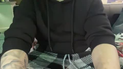 stroking33again online show from 02-06-25, 07:40