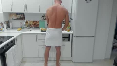 Snapshot of strong_arni chatting on 02-27-25, 04:21 Strong Arni online show from 02-27-25, 04:21