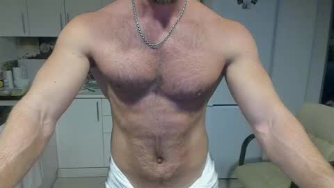 Snapshot of strong_arni chatting on 03-04-25, 07:01 Strong Arni online show from 03-04-25, 07:01