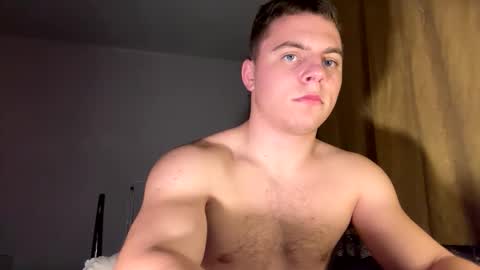 Snapshot of strong_baby chatting on 12-02-25, 09:54 Strong Baby online show from 12-02-25, 09:54