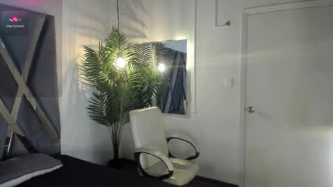 Alexa   online show from 02-16-26, 11:06