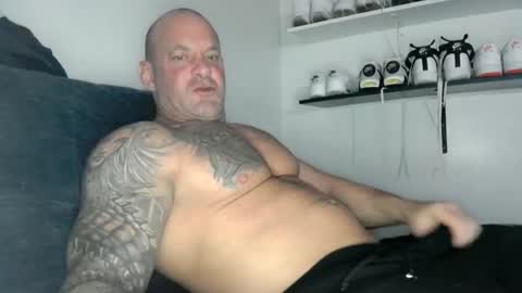 StrongAndHard online show from 02-11-25, 05:29