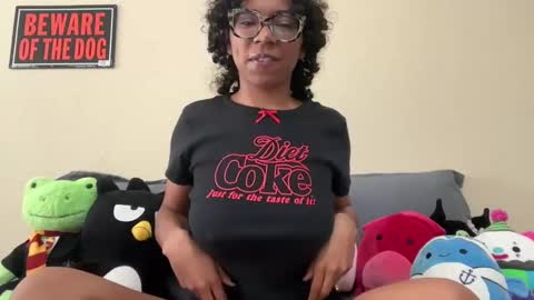 Snapshot of strrwberry chatting on 03-05-25, 06:12 strrwberry online show from 03-05-25, 06:12