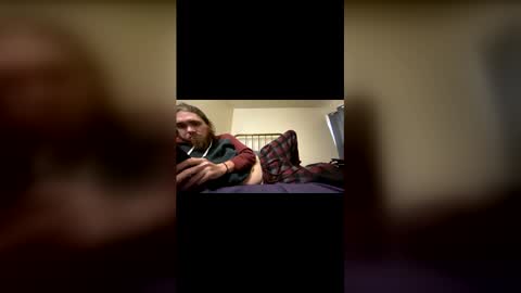 strumie3534336684 online show from 12-22-25, 05:43