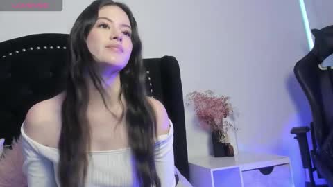 Snapshot of sttrawberry chatting on 11-29-25, 09:51 sttrawberry online show from 11-29-25, 09:51