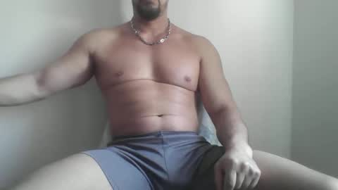 Snapshot of studdotcom chatting on 05-05-26, 09:06 Ero online show from 05-05-26, 09:06