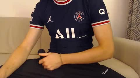 Stud From Paris online show from 02-09-25, 03:34