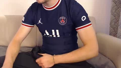 Snapshot of studfromparis chatting on 04-23-26, 03:03 Stud From Paris online show from 04-23-26, 03:03