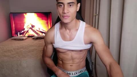Snapshot of stylishman01 chatting on 04-28-26, 01:05 stylish man online show from 04-28-26, 01:05