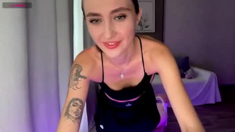 Snapshot of su_11111 chatting on 07-16-26, 05:35 LINA online show from 07-16-26, 05:35