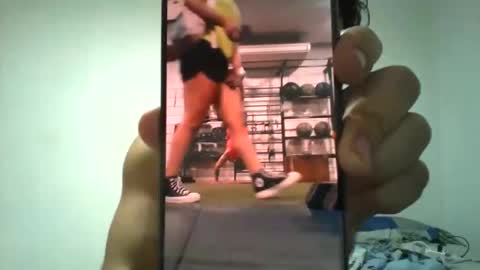 Snapshot of suaber_ chatting on 10-17-25, 01:20 suaber_ online show from 10-17-25, 01:20