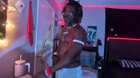 Hot Chocolate online show from 11-26-25, 07:53