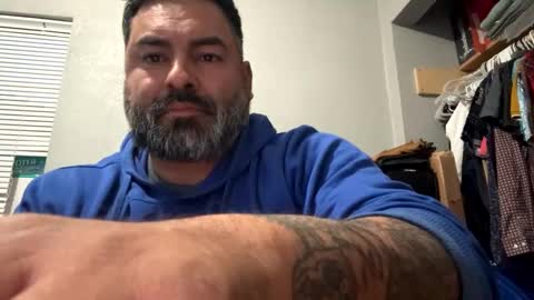 Snapshot of suavecito67 chatting on 02-01-25, 01:44 suavecito67 online show from 02-01-25, 01:44