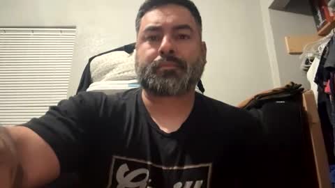 Snapshot of suavecito67 chatting on 02-04-25, 02:39 suavecito67 online show from 02-04-25, 02:39