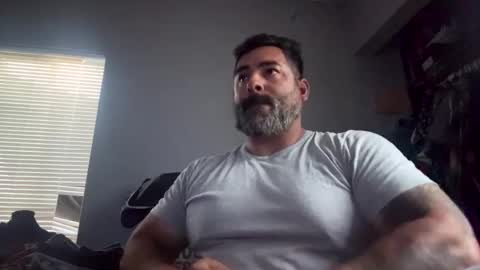 Snapshot of suavecito67 chatting on 09-26-25, 01:42 suavecito67 online show from 09-26-25, 01:42