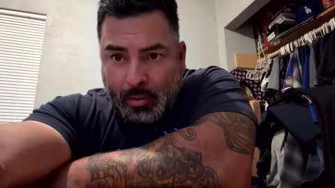 Snapshot of suavecito67 chatting on 04-21-26, 02:51 suavecito67 online show from 04-21-26, 02:51