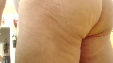 Snapshot of subibuns chatting on 12-23-25, 06:11 Marcel online show from 12-23-25, 06:11