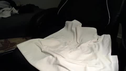 Snapshot of subswichuser00060960 chatting on 01-06-25, 09:08 subswitchuser online show from 01-06-25, 09:08