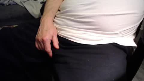 Snapshot of subswichuser00060960 chatting on 01-24-25, 01:03 subswitchuser online show from 01-24-25, 01:03