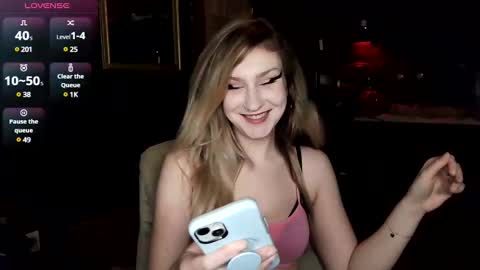 Polly online show from 12-17-24, 04:21