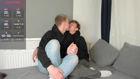 Snapshot of successful_kevin chatting on 09-20-25, 02:29 Kevin online show from 09-20-25, 02:29