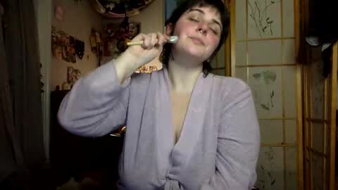 succubi_tyes online show from 02-12-26, 01:44