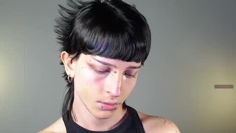 Angel  online show from 12-05-25, 10:02