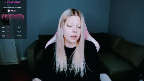 succubus_leslie online show from 03-03-25, 03:42