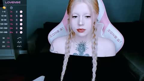 succubus_leslie online show from 11-26-25, 10:44